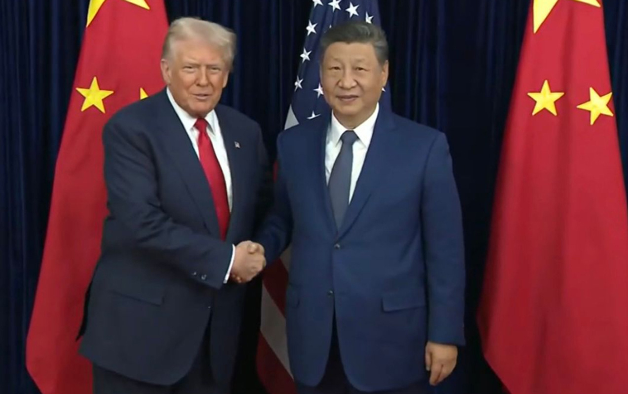 6 il sonra görüşüb 2 saat müzakirə apardılar - Video - Yenilənib