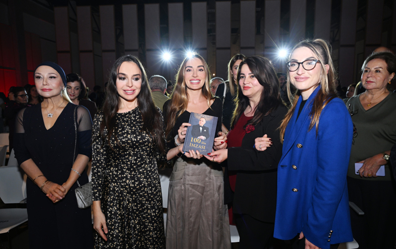 Əliyevalar “Nəfəs – söz və səsin vəhdəti”nin təqdimatında  - Fotolar  