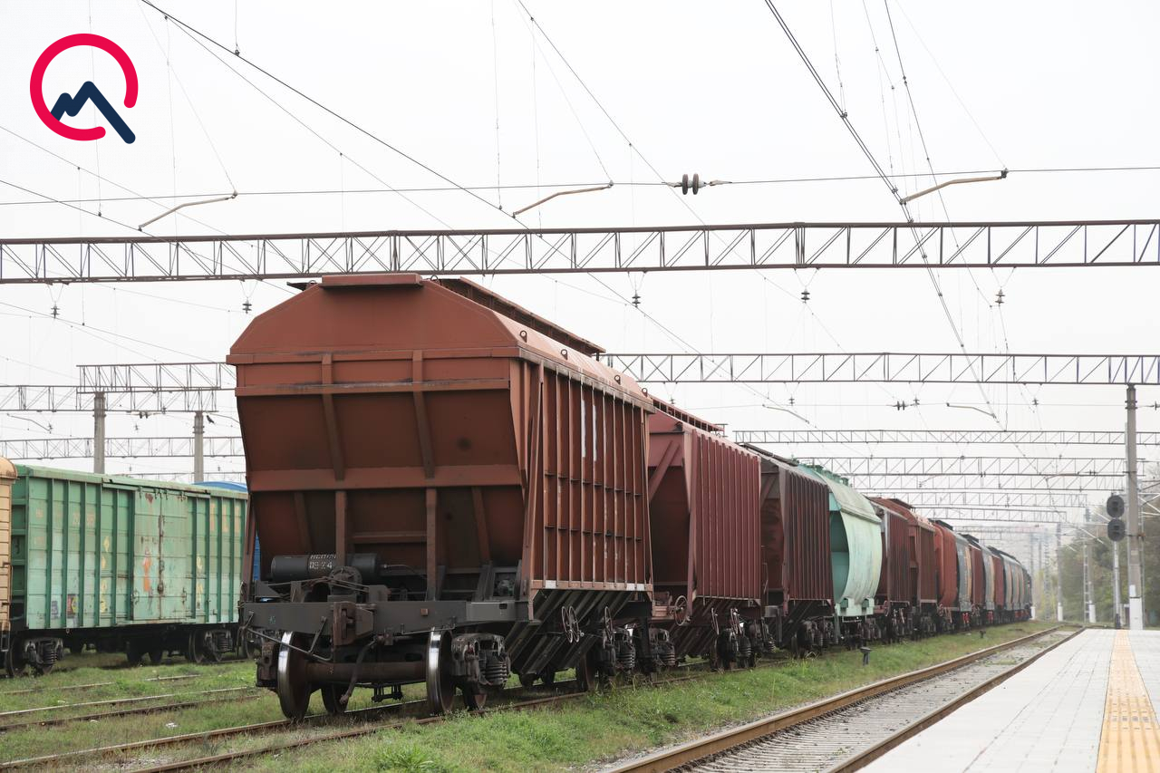 Ermənistana buğda aparan qatar artıq Bakıdadır - Video Ermənistana buğda aparan qatar artıq Bakıdadır - Video