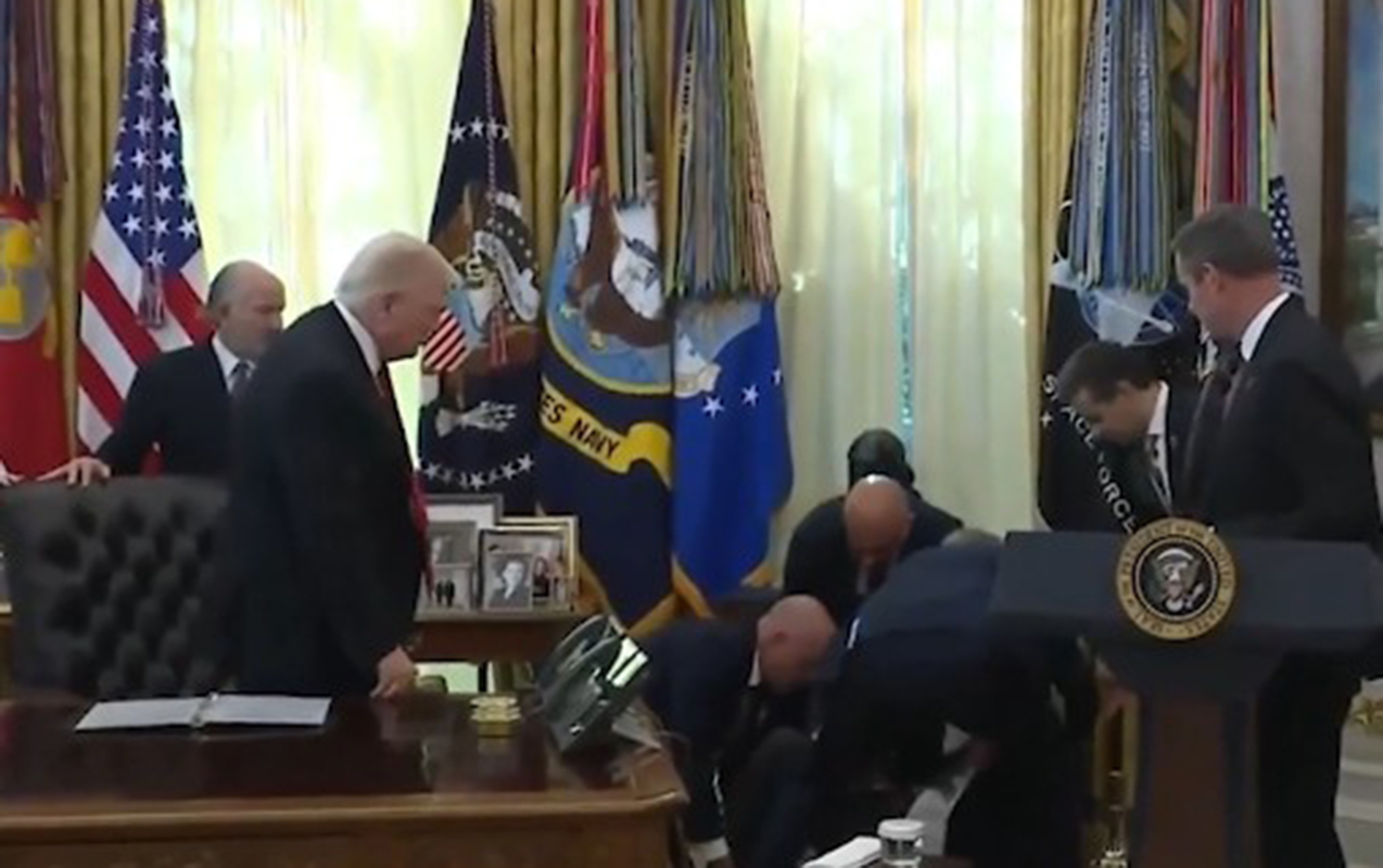 Ağ Evdə ürəyi getdi, Tramp təşvişə düşdü  - Video  