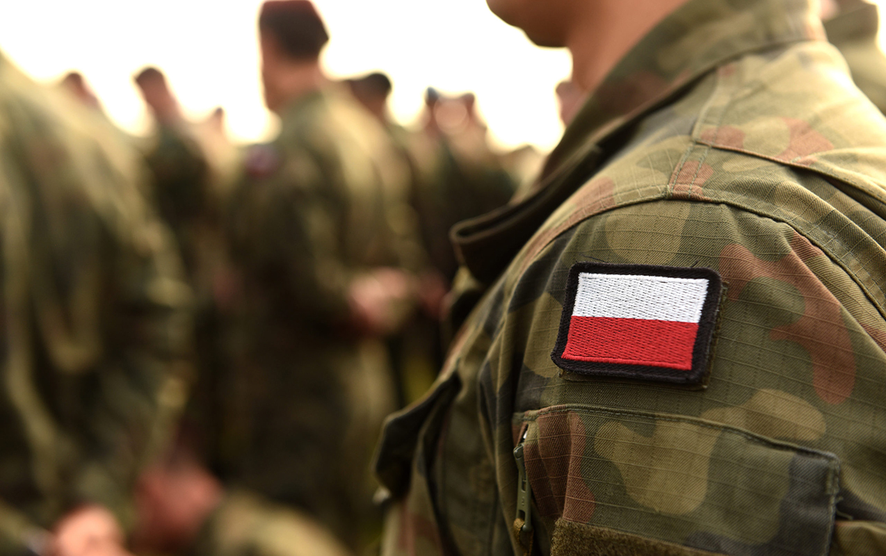 Polşada təqaüdçüləri də hərbi təlimə çağıracaqlar