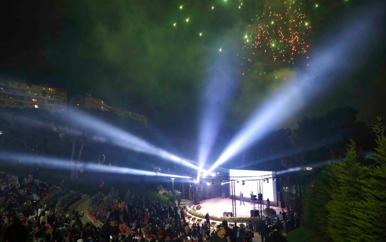 xetai-rayonunda-zefer-gunune-hesr-olunmus-mohtesem-konsert-kecirilib