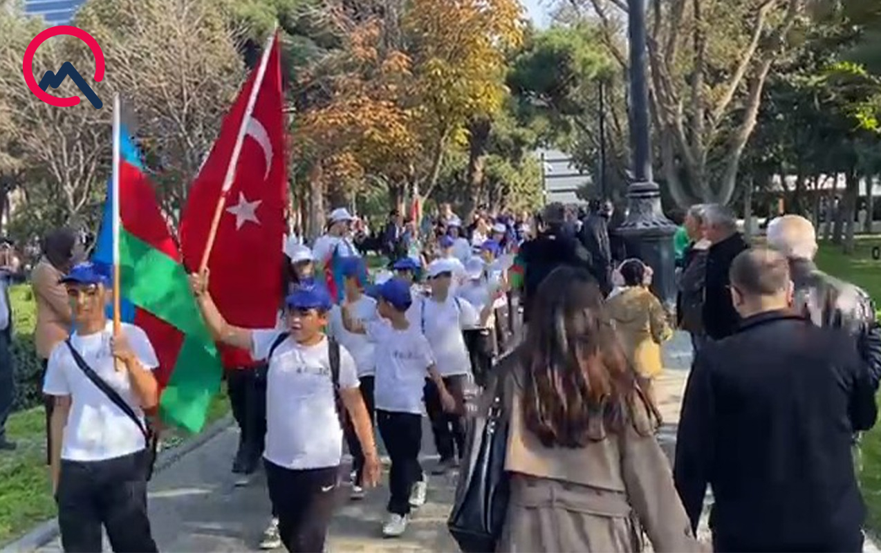 baki-bulvarinda-izdiham