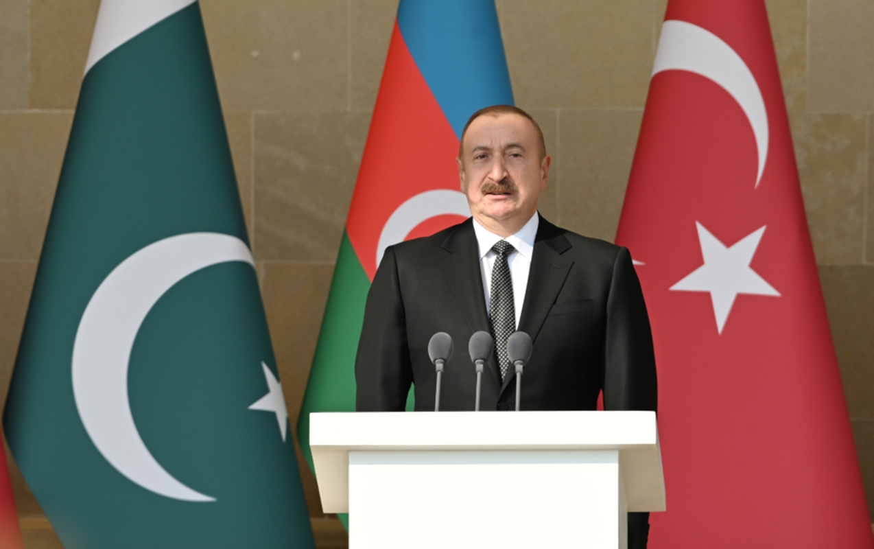 “İlk dəfə Azadlıq meydanında Pakistan hərbçiləri də bizimlə bərabər iştirak edir”