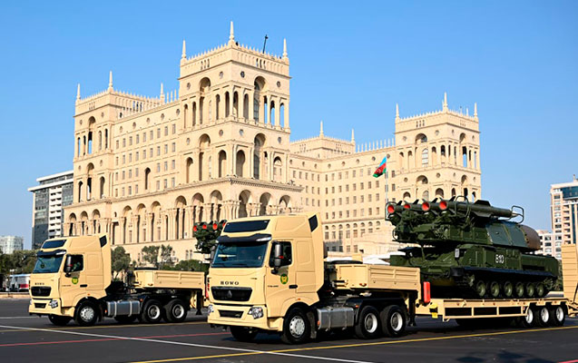 paradda-numayis-etdirilen-silah-sistemleri-texnikalar-ve-aviasiya-vasiteleri