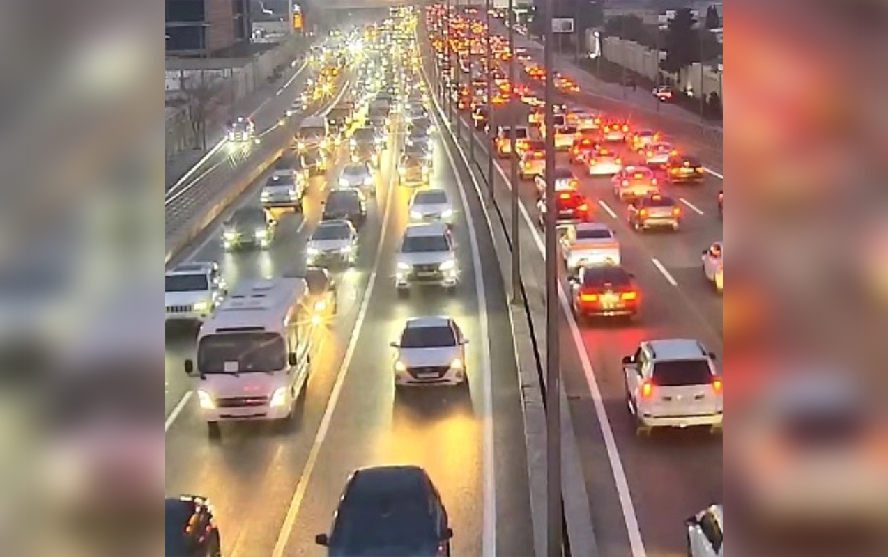 Bu yollarda tıxac var  - Sürücülərin nəzərinə!  