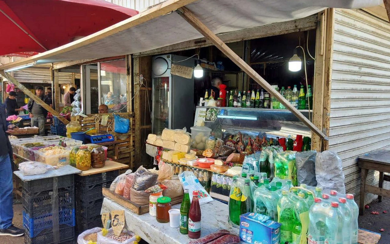 Bazarda satılan dana əti basdırmasında at DNT-si aşkarlandı  - Fotolar  