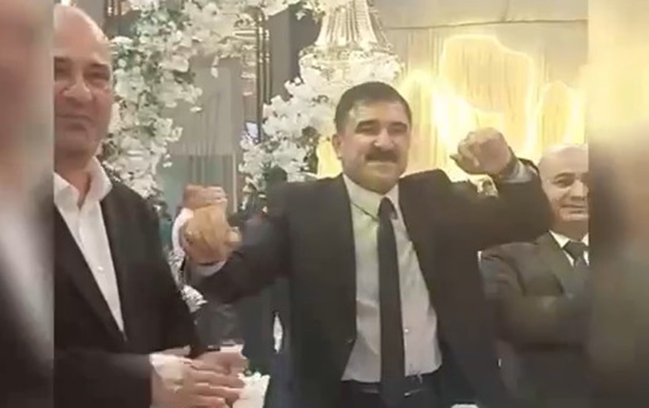 Milli Qəhrəman qızına toy etdi