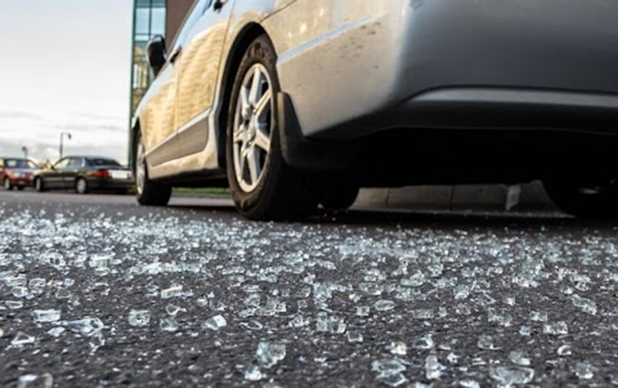 Dayanacağa gedirdi, maşın vurub öldürdü