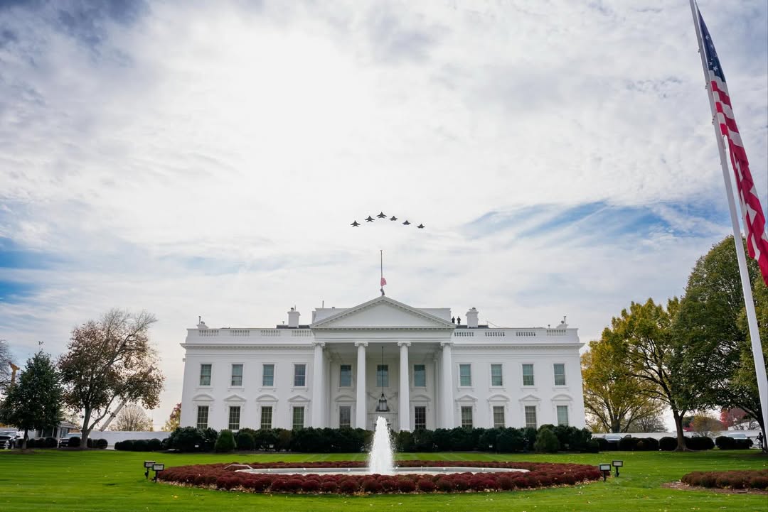 Ağ Evdə 1 trilyonluq görüş... - FOTOLAR 6 Ağ Evdə 1 trilyonluq görüş... - FOTOLAR