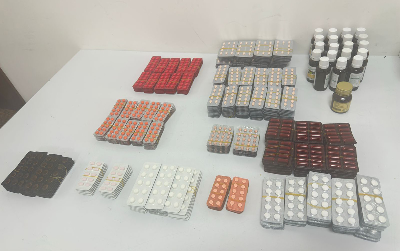 Təbrizdən Bakıya gətirilən minlərlə psixotrop tərkibli dərman gömrükdə ələ keçdi  - Fotolar  