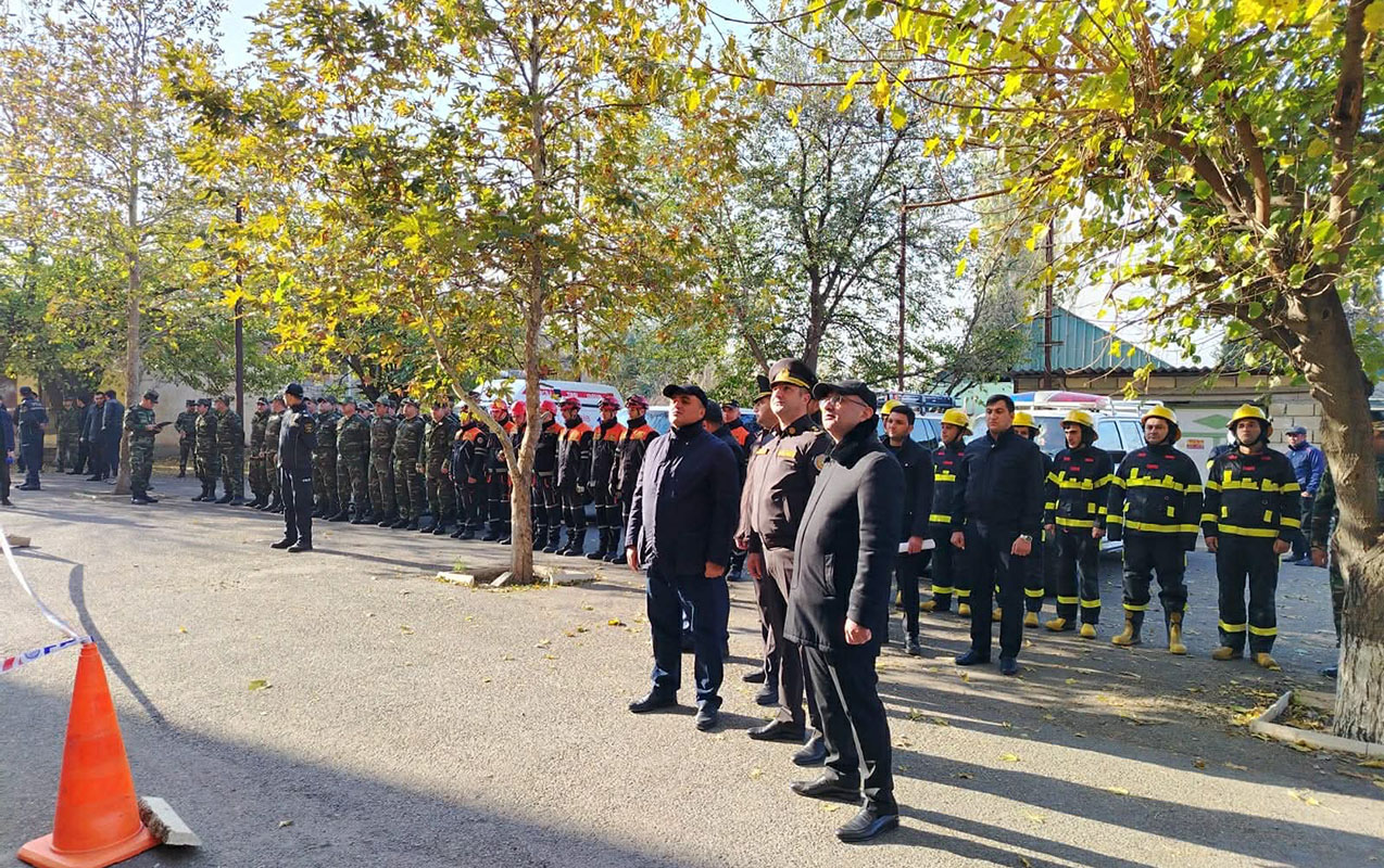 “Binadan 60 ailə təxliyə olunub” - İcra başçısı