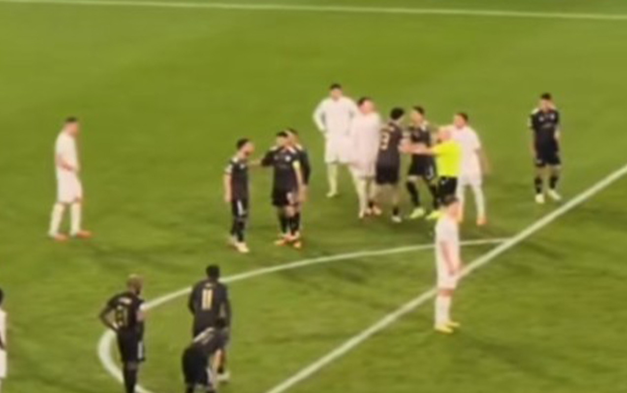 “Qarabağ”ın futbolçuları “Napoli” ilə oyunda mübahisə etdilər