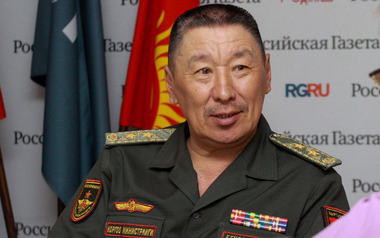  Təhlükəsizlik Şurasının katibi istefaya göndərildi