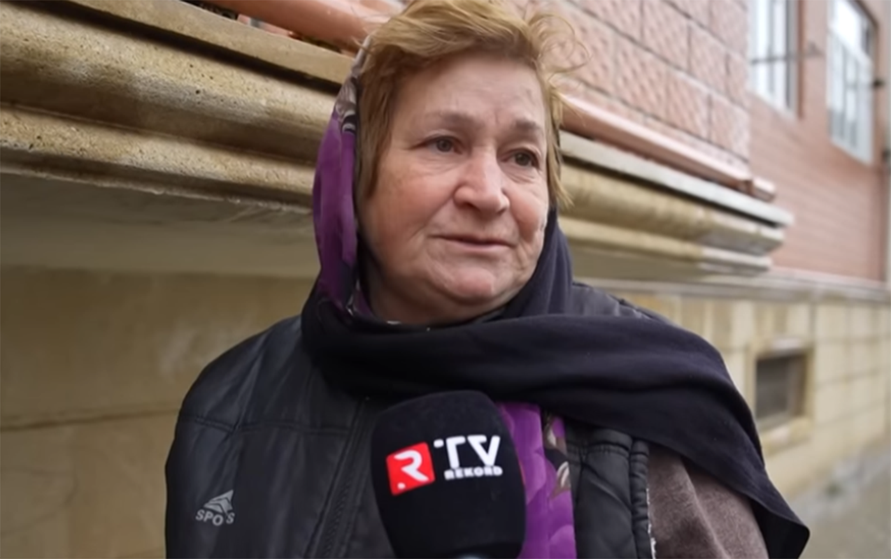 deyirler-usaqlarin-atasi-komadadir