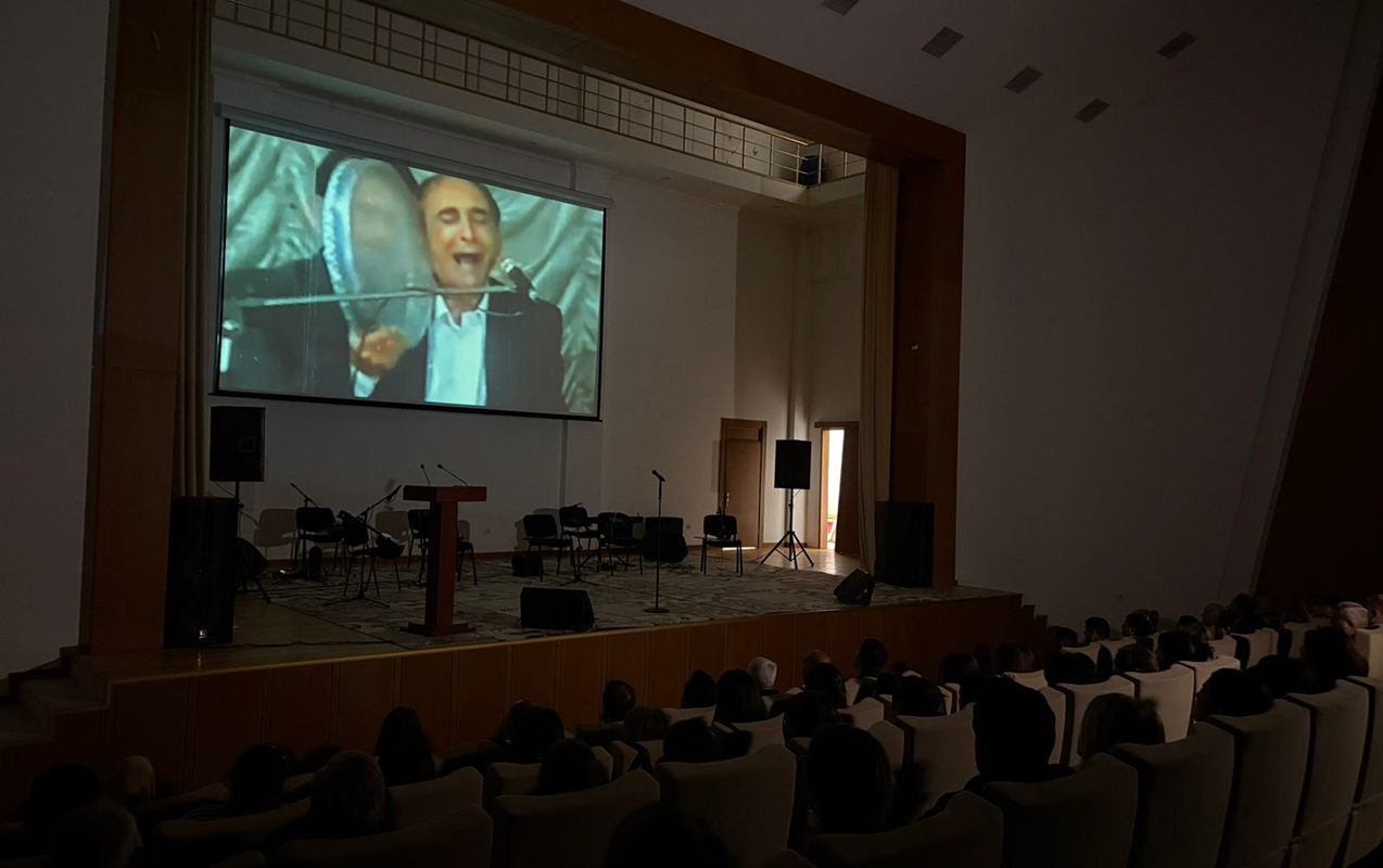 agdamda-qedir-rustemovun-anadan-olmasinin-90-illiyi-qeyd-edildi