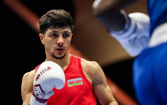 millimizin-2-bokscusu-dunya-cempionatina-qelebe-ile-basladi