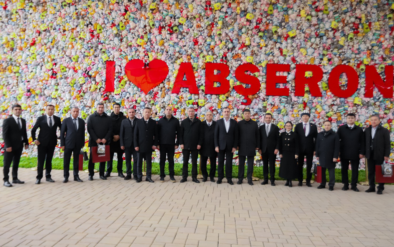 qirgiz-numayende-heyeti-abseron-ticaret-merkezinde-sahibkarlarla-gorusub