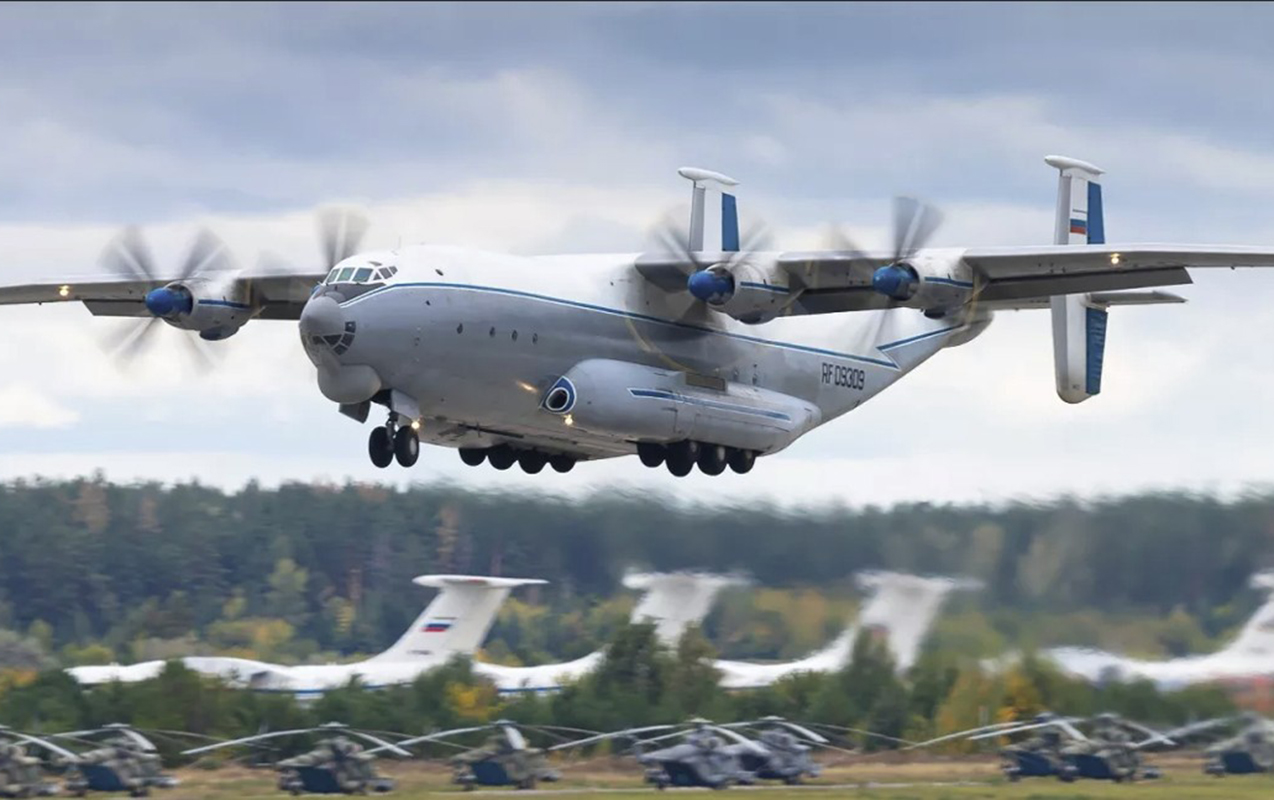 rusiyada-7-ekipaj-uzvu-olan-teyyare-qezaya-ugradi