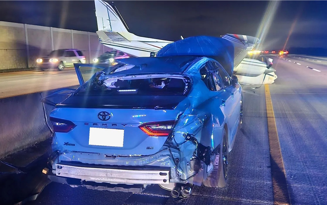 abs-de-teyyare-avtomobile-cirpildi