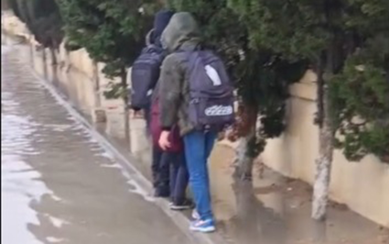 bakida-yagisa-gore-azyasli-xestexanaliq-oldu