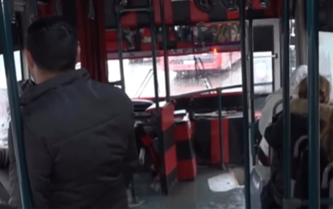 qiymetler-qalxir-amma-avtobuslar-berbad-veziyyetdedir