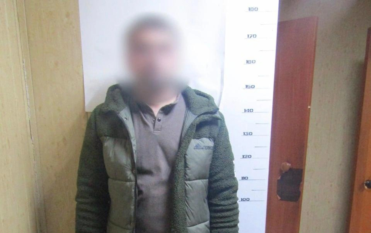 rusiyada-2-neferi-bicaqlayan-azerbaycanliya-hokm-oxundu