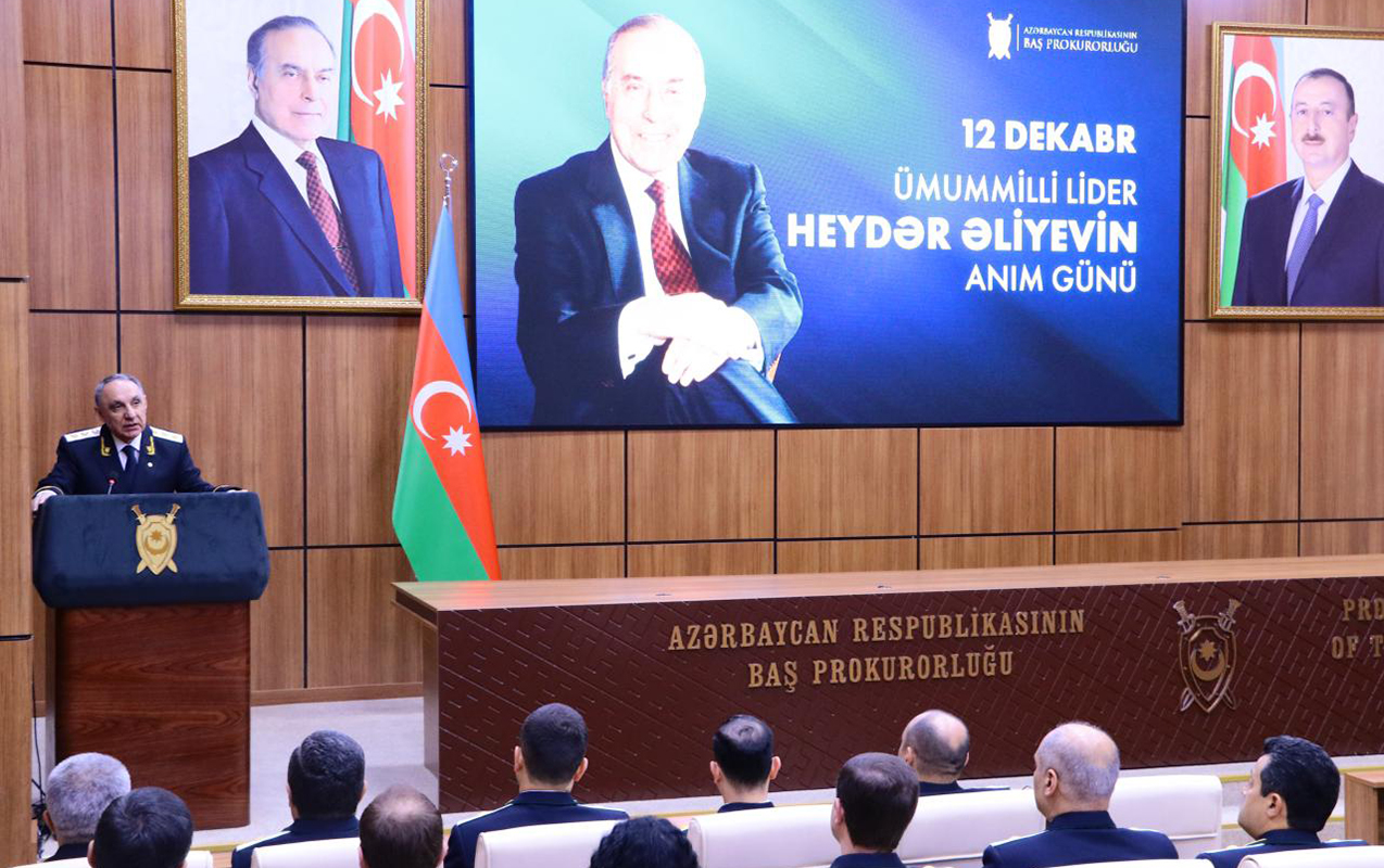 bas-prokurorluqda-heyder-eliyevin-anim-gunune-hesr-olunan-tedbir-kecirildi
