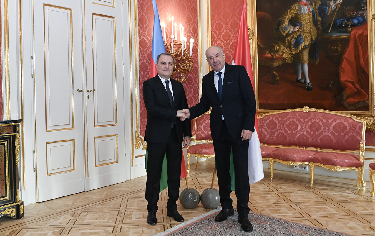 macaristan-prezidenti-ceyhun-bayramovu-qebul-etdi