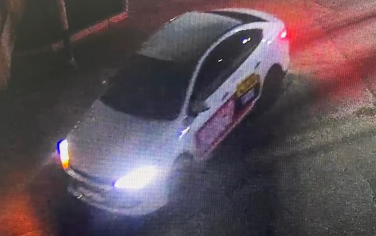 ogurluq-edib-qacarken-kameraya-dusduler