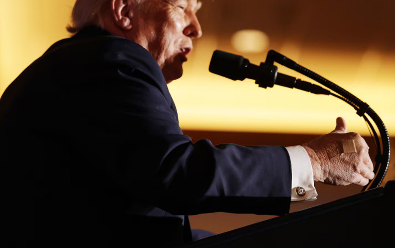 trampin-eli-cox-salamlasmaqdan-goyerib