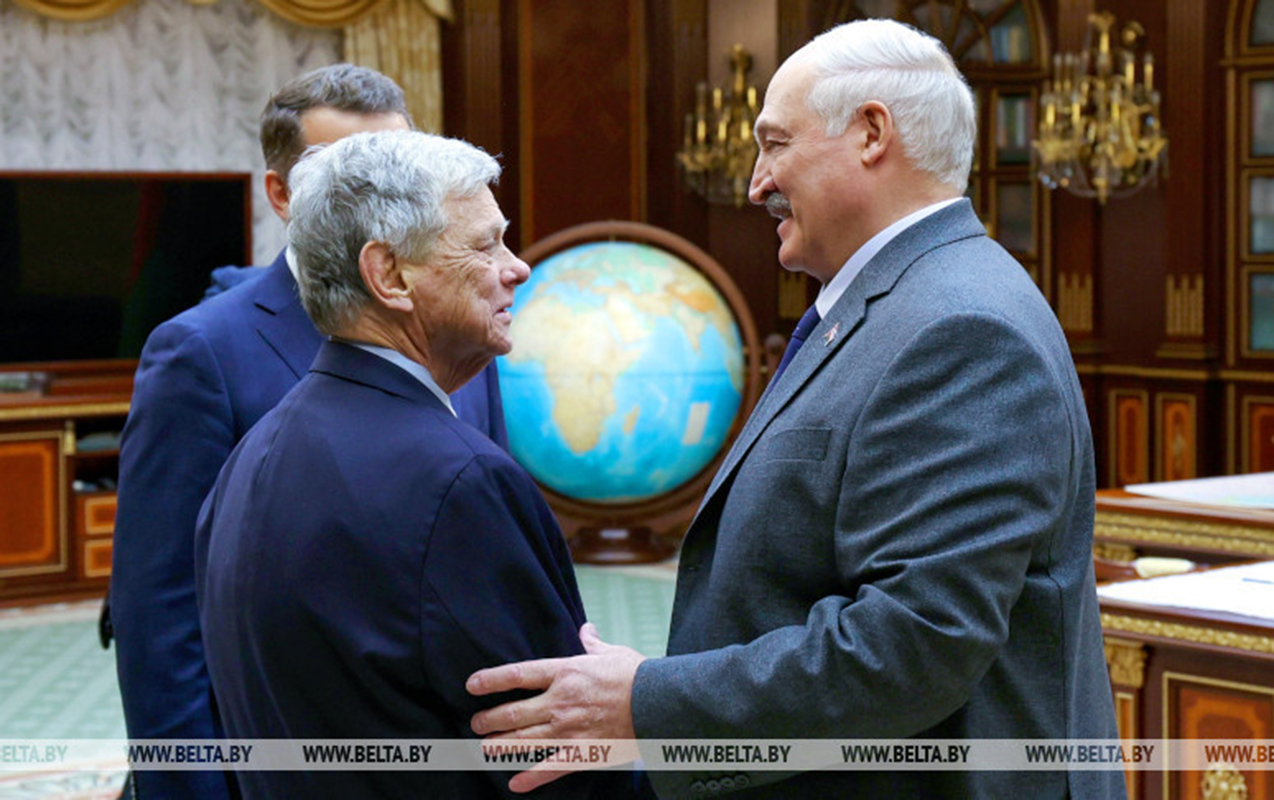 deyirler-ki-tramp-terifi-sevir