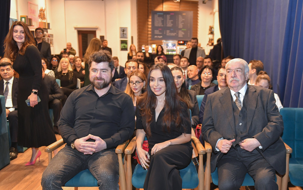 leyla-eliyeva-ulu-onderin-xatire-gecesinde