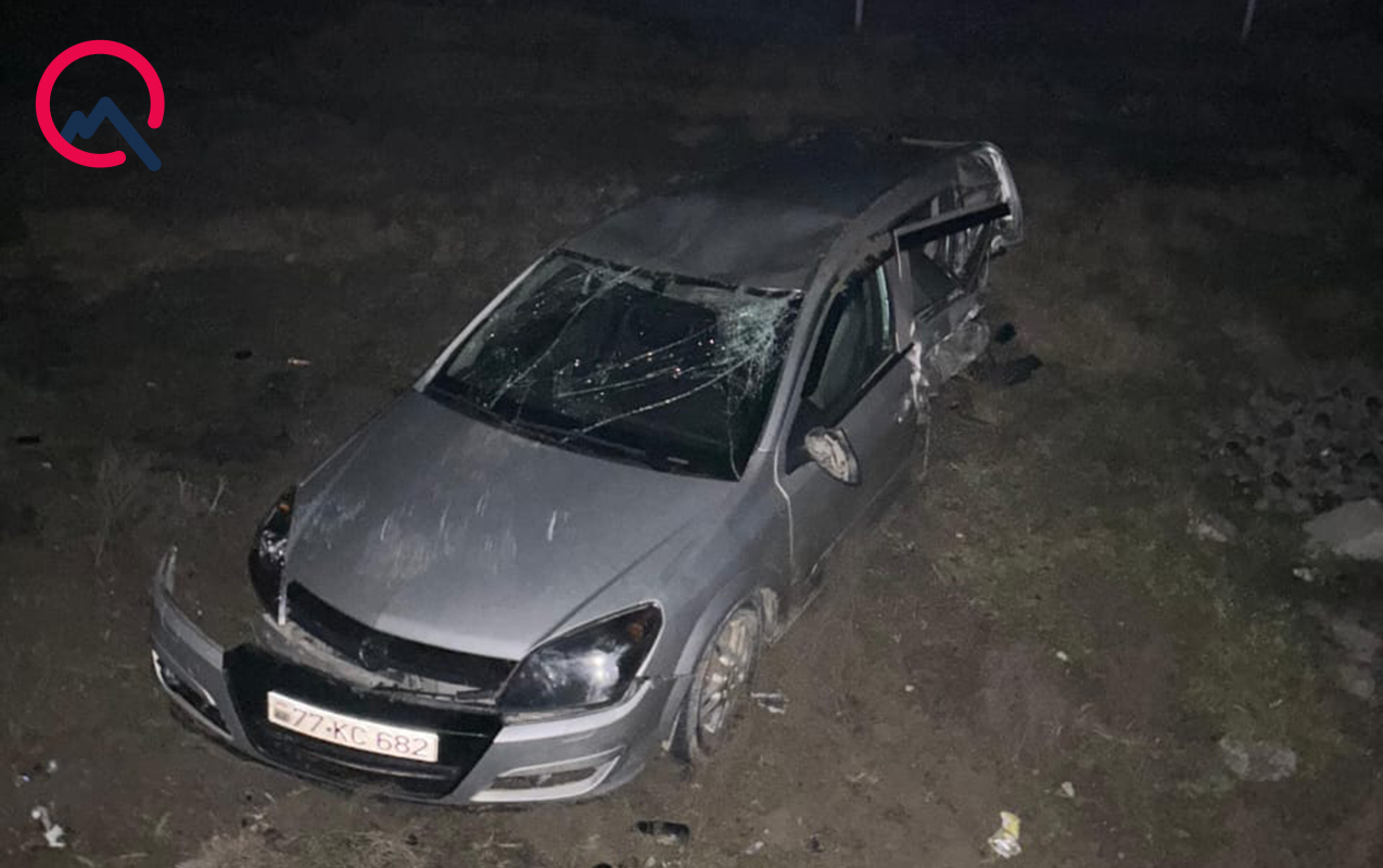 iki-avtomobil-tirla-toqqusdu