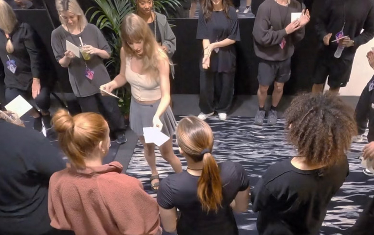 komandasinin-her-uzvune-100-min-dollar-bonus-payladi