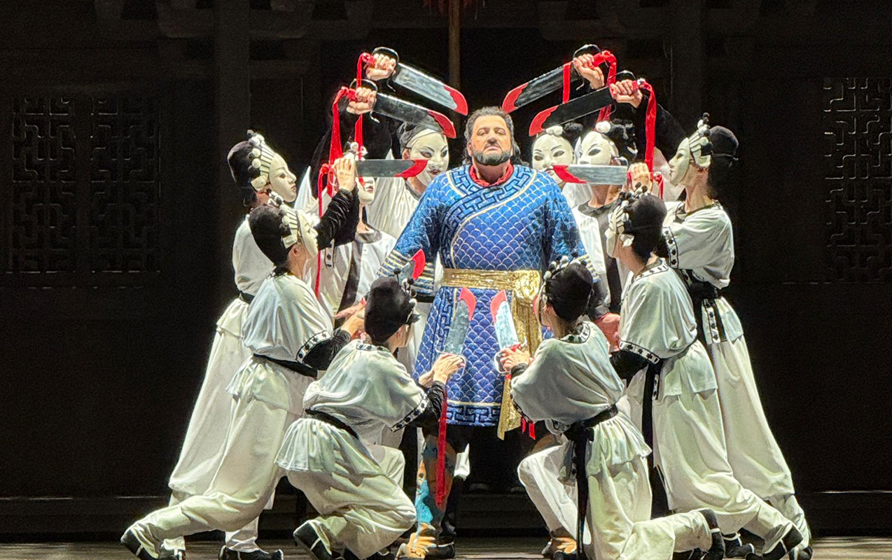 azerbaycanli-tenor-london-kral-opera-evinin-sehnesinde