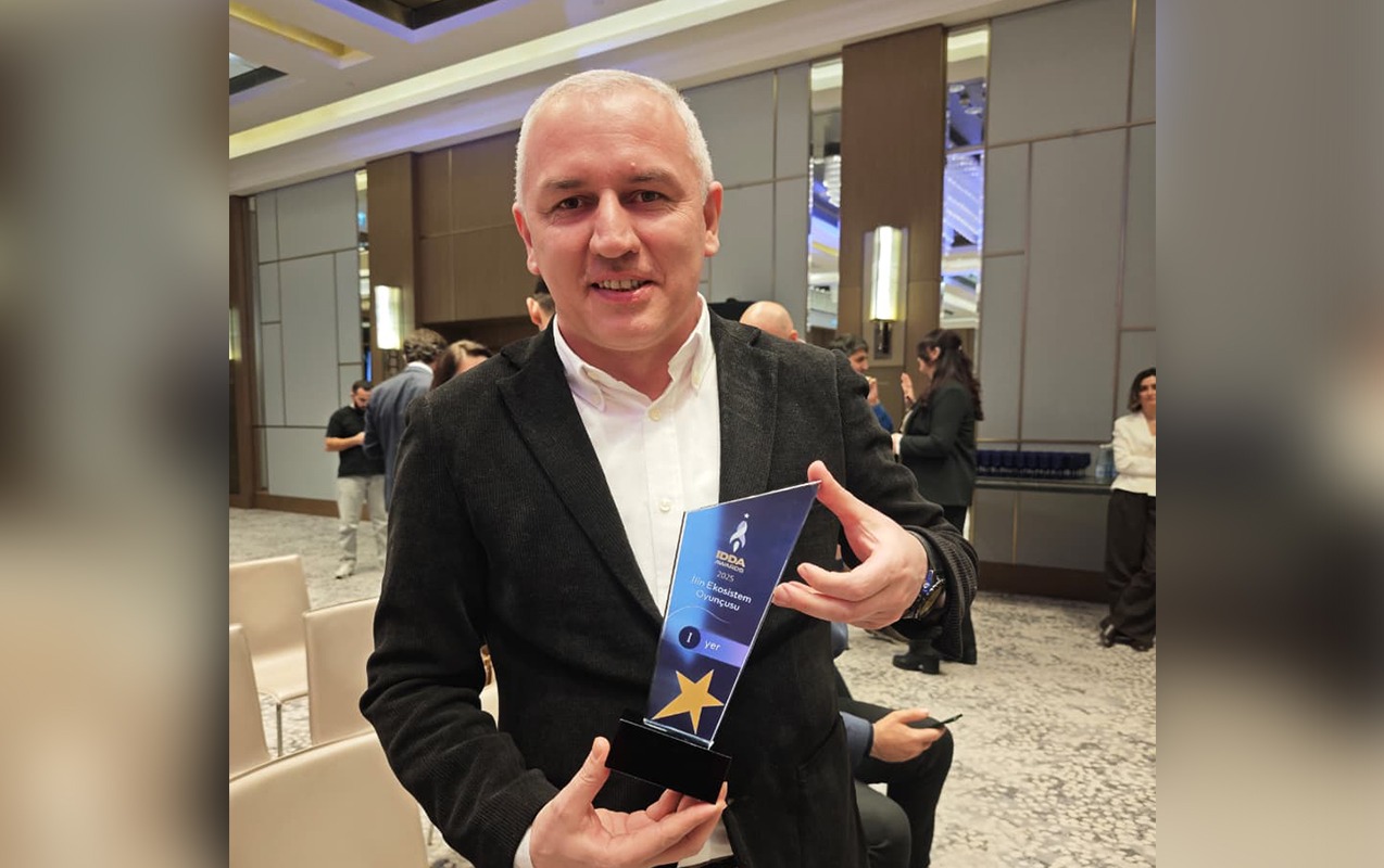 yaradici-merkez-idda-awards-2025de-i-yere-layiq-goruldu