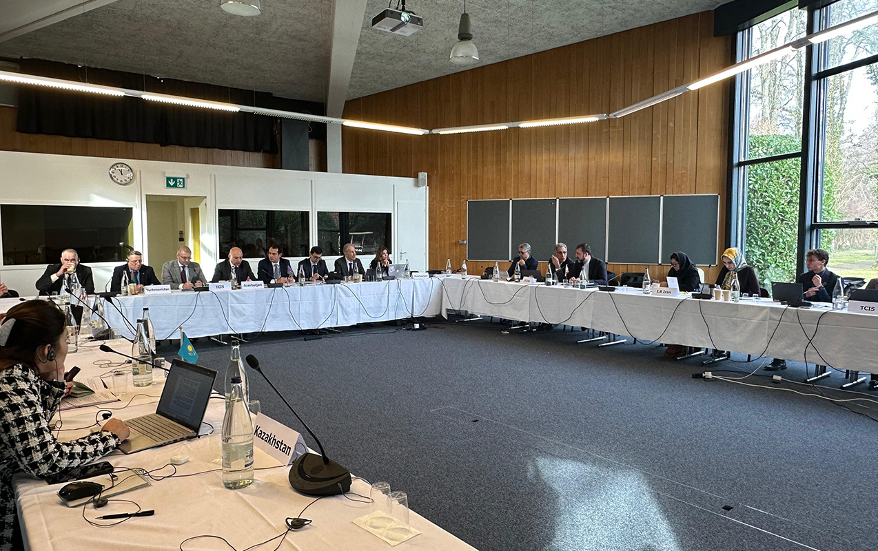 cenevrede-xezer-denizi-ile-bagli-yaradilmis-xususi-qrupun-ikinci-iclasi-kecirildi