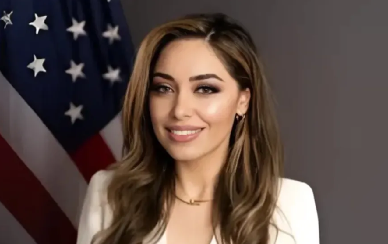 iran-esilli-qadin-abs-de-yuksek-vezifeye-teyin-edildi