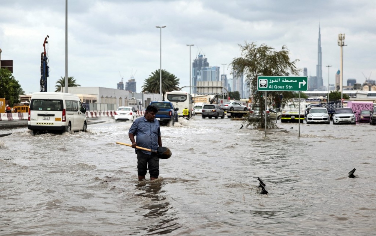 su-basmis-bee-den-yeni