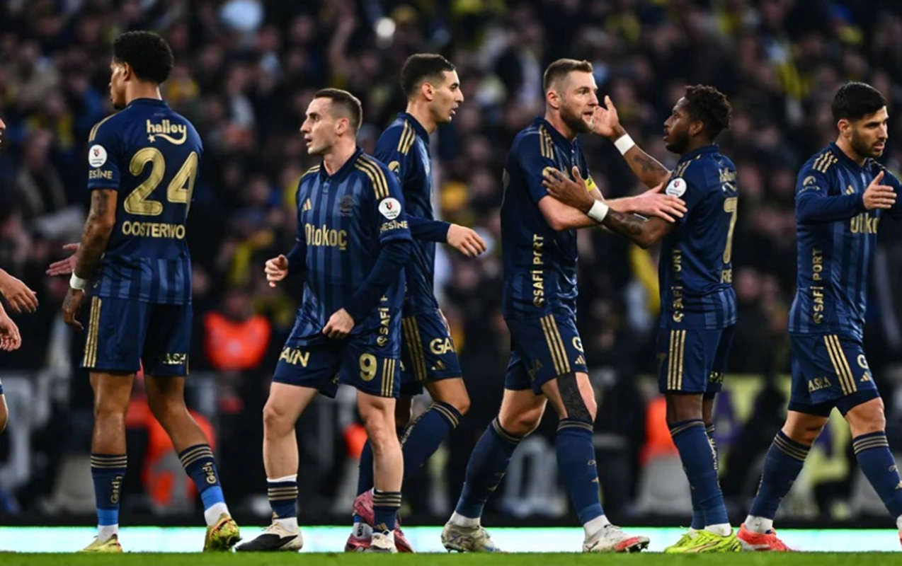 fenerbaxca-inamli-qelebe-ile-liderliye-yukseldi