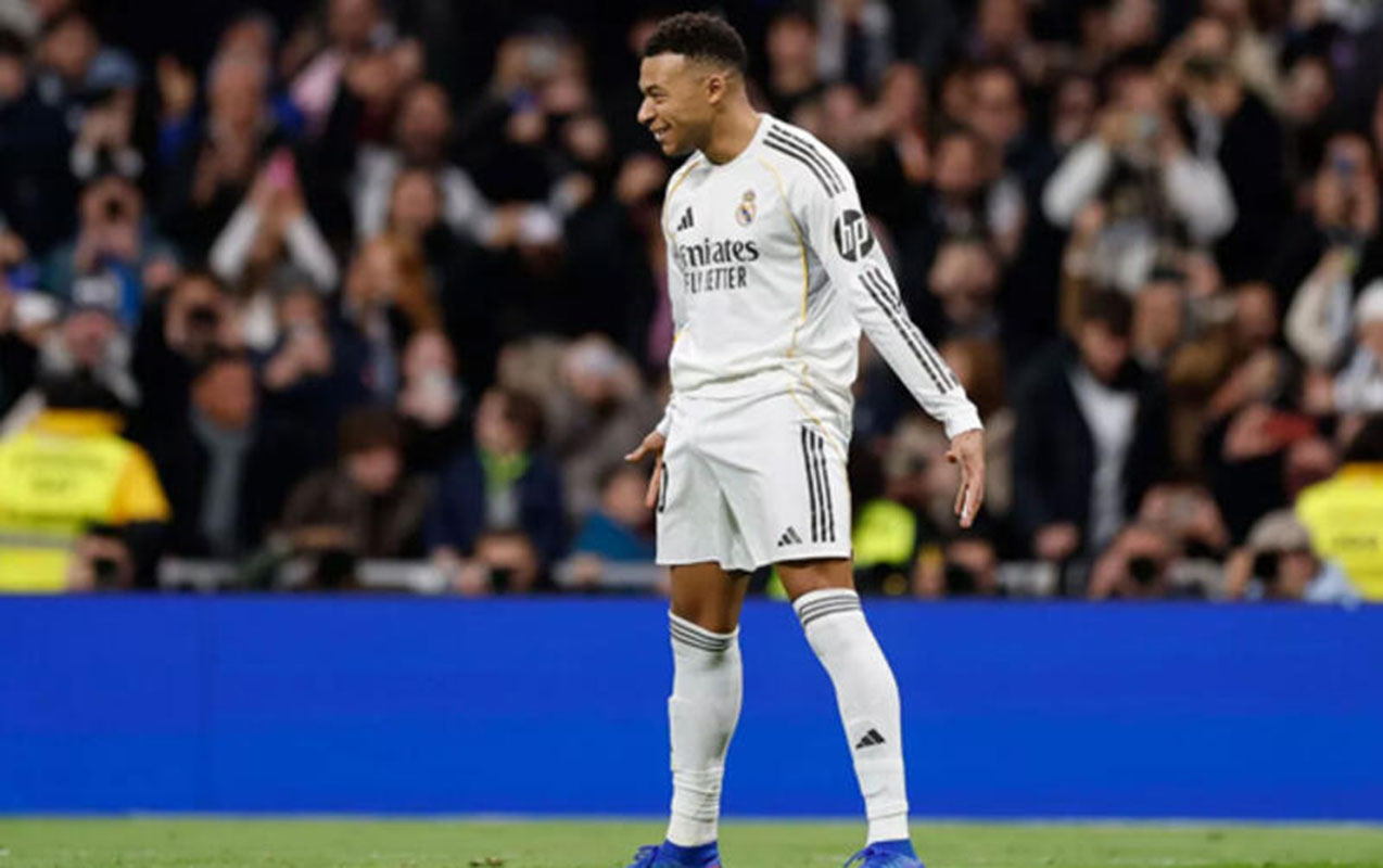 ronaldonun-rekordunu-tekrarladi