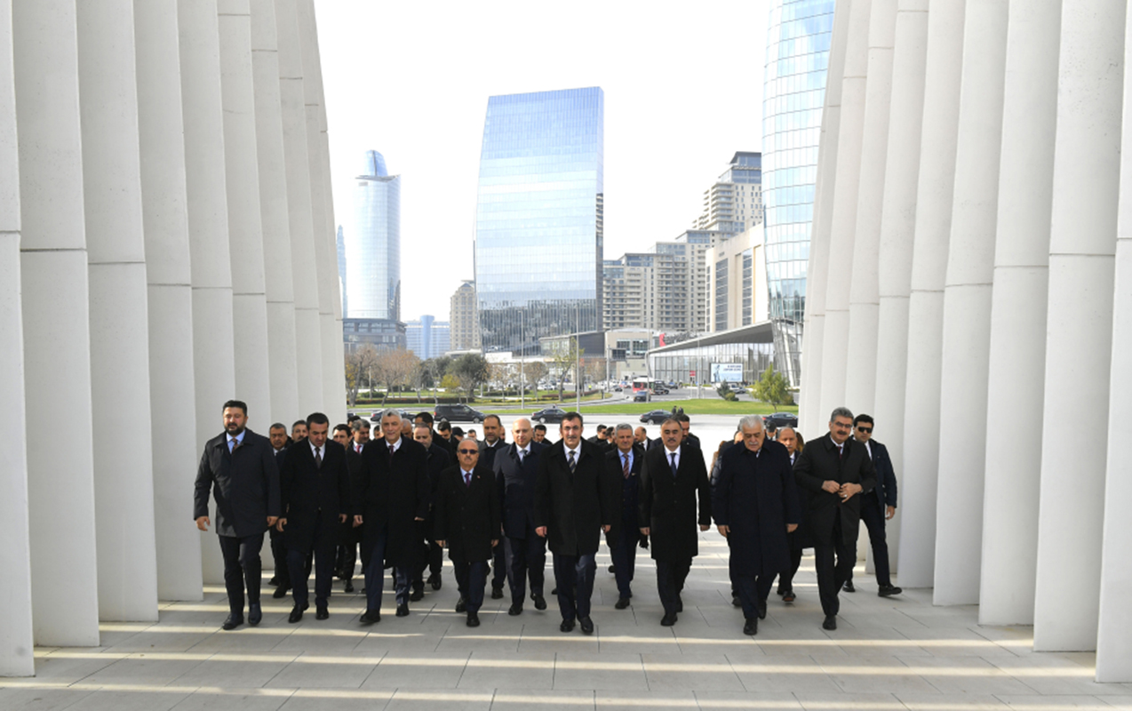 cevdet-yilmaz-zefer-parkinda