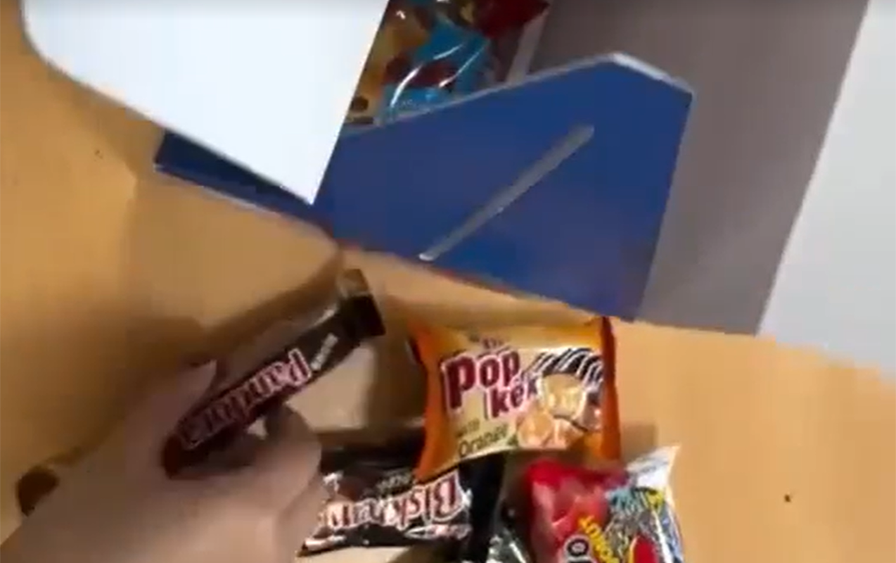 muellimlere-verilen-bayram-sovqati-muzakire-yaratdi