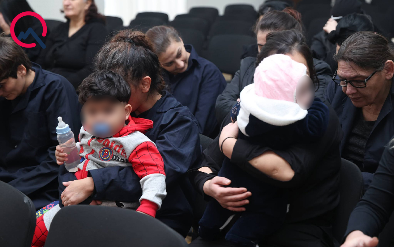 22-qadin-azadliga-cixir