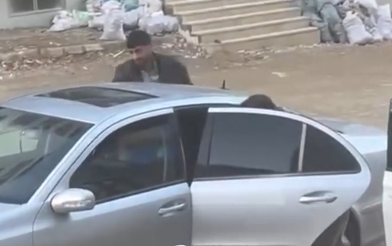 masazirda-qizi-zorla-masina-mindirib-qacirdilar