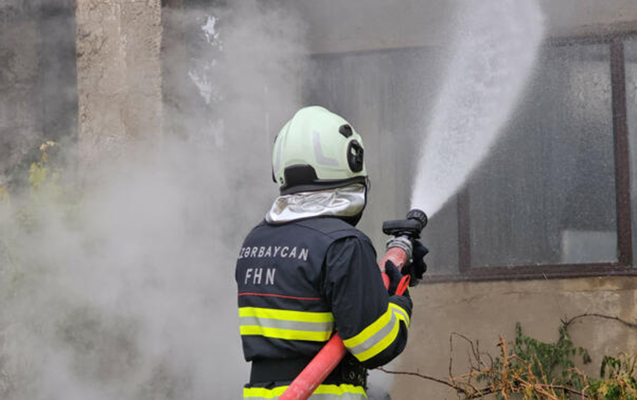 lerikde-mektebde-yangin-oldu