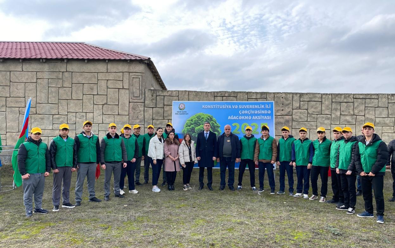 xezer-rayonunda-novbeti-agacekme-aksiyasi