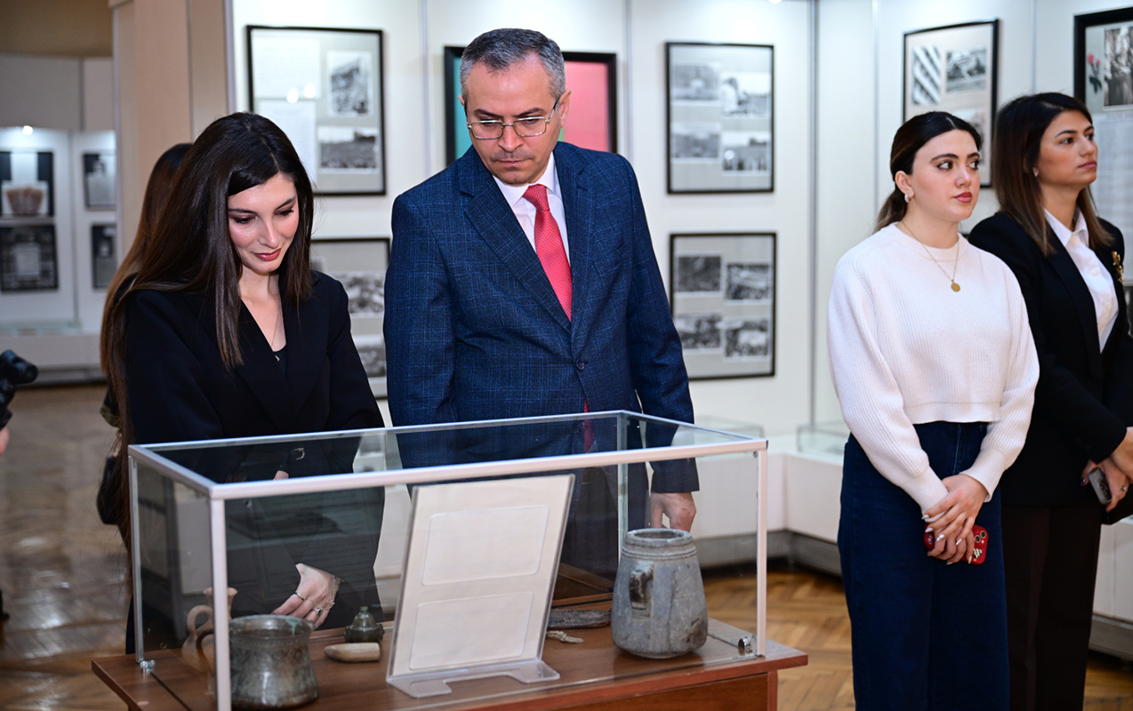 konstitusiya-ve-suverenlik-ili-munasibetile-muzeylere-mediatur-teskil-olundu