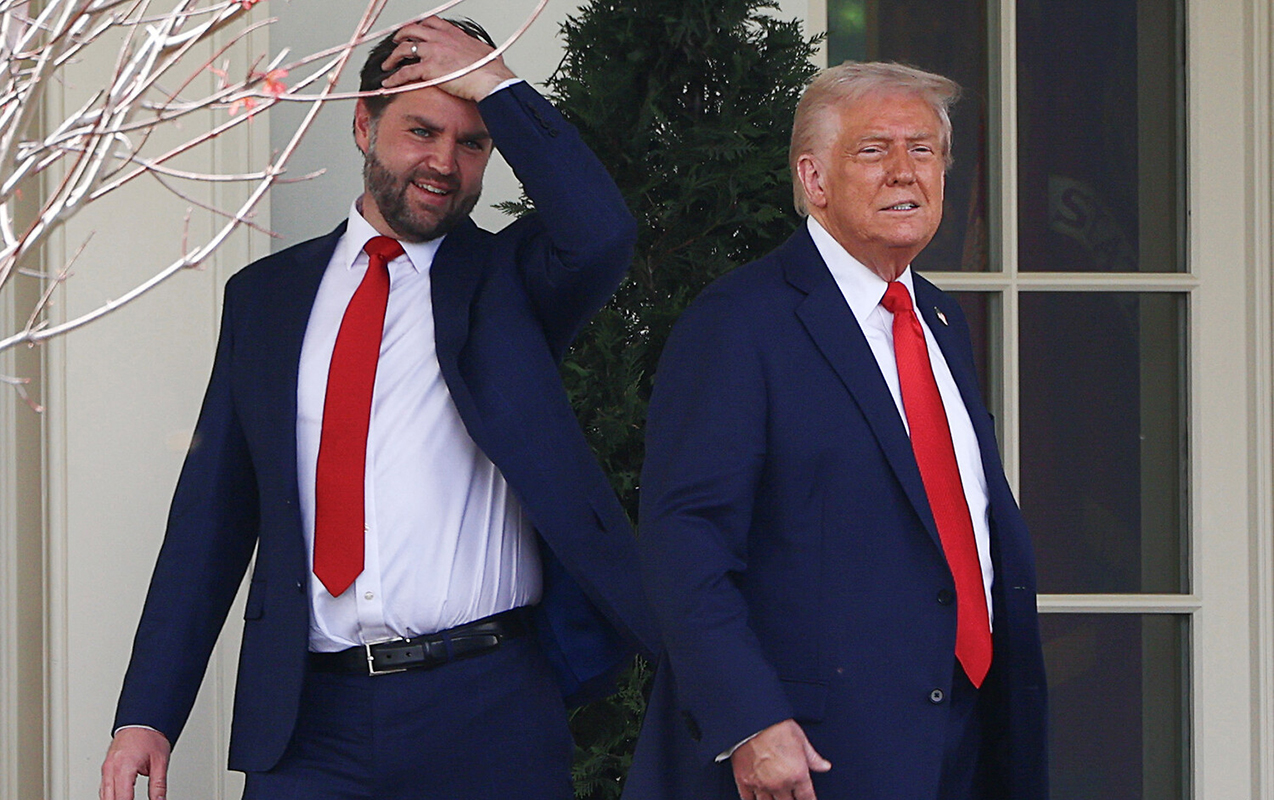 trampdan-sonra-onun-adi-cekilir